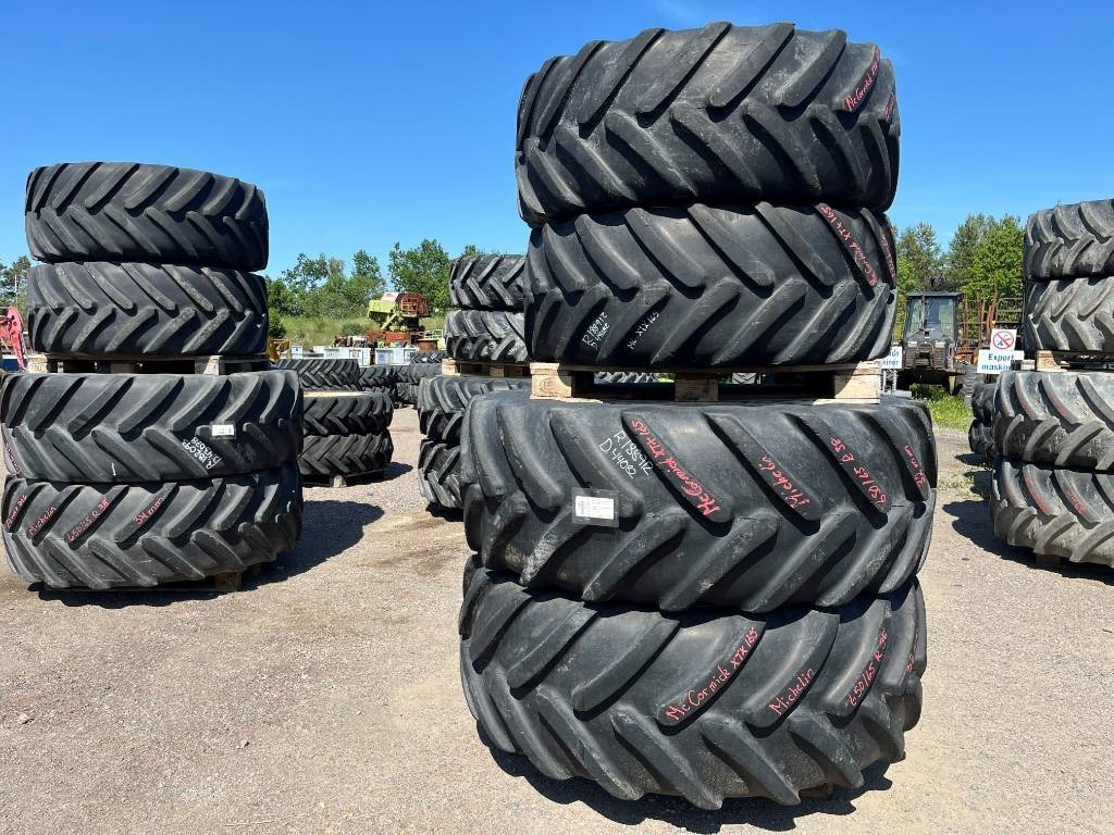 Michelin 650/65R38 520/65R28 till Case , MC Cormick - Pneumatika pre Poľnohospodárske stroje: obrázok 1 Michelin 650/65R38 520/65R28 till Case , MC Cormick - Pneumatika pre Poľnohospodárske stroje: obrázok 1