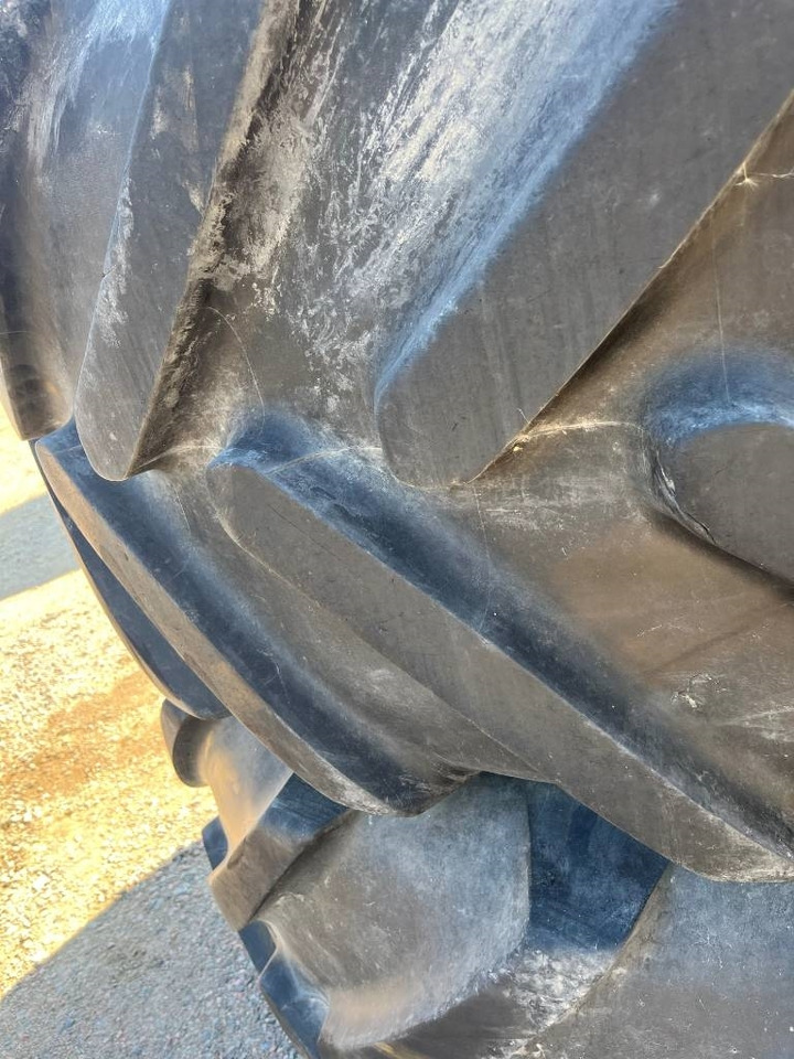 Michelin 650/65R38 540/65R28 till Fendt 716 - Pneumatika pre Poľnohospodárske stroje: obrázok 3 Michelin 650/65R38 540/65R28 till Fendt 716 - Pneumatika pre Poľnohospodárske stroje: obrázok 3