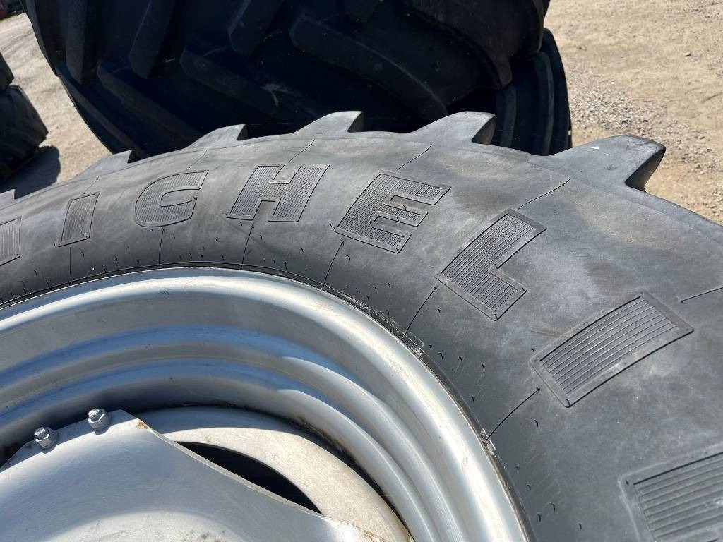 Michelin 650/65R38 till Case MX 135 - Pneumatika pre Poľnohospodárske stroje: obrázok 5 Michelin 650/65R38 till Case MX 135 - Pneumatika pre Poľnohospodárske stroje: obrázok 5