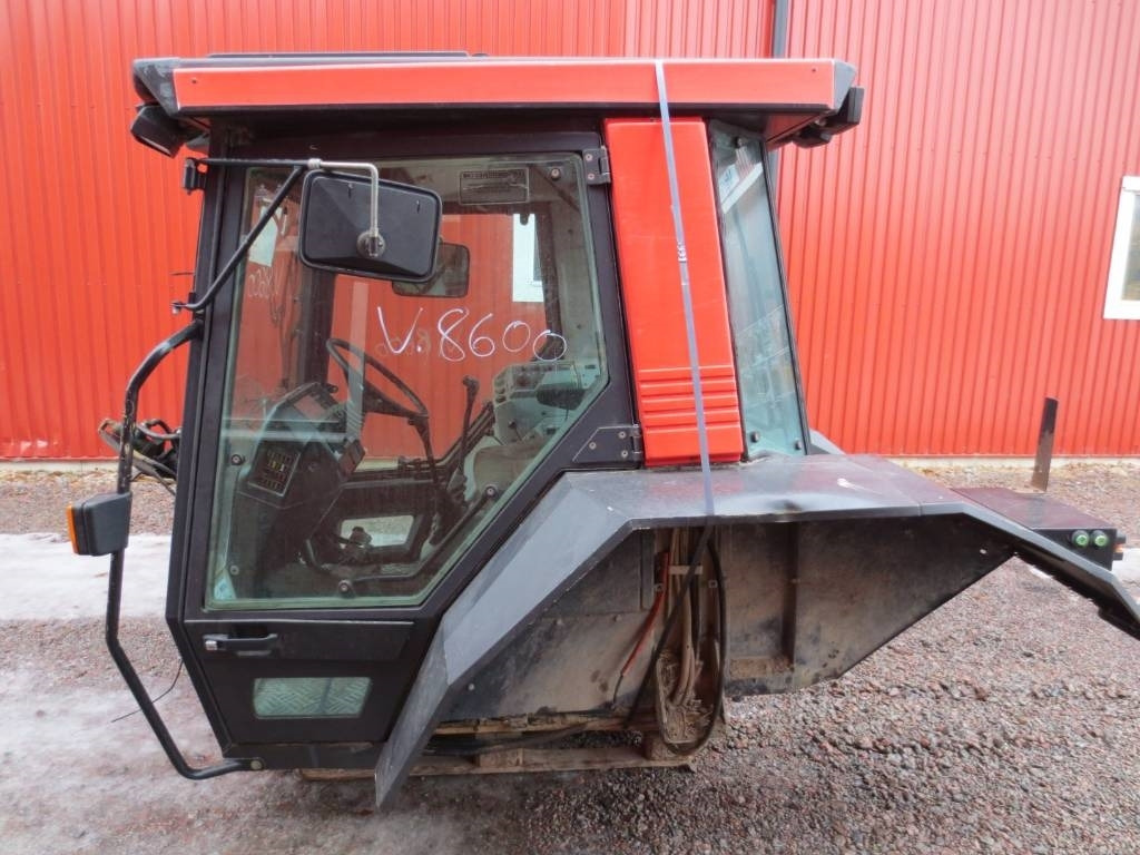 Valmet 8600 - Kabína pre Poľnohospodárske stroje: obrázok 4 Valmet 8600 - Kabína pre Poľnohospodárske stroje: obrázok 4