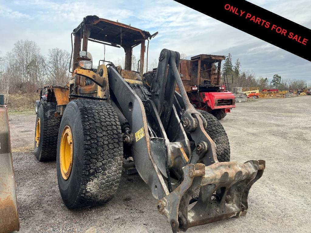 Volvo L 120 F Dismantled. Only specific spare parts - Kolesový nakladač: obrázok 1 Volvo L 120 F Dismantled. Only specific spare parts - Kolesový nakladač: obrázok 1