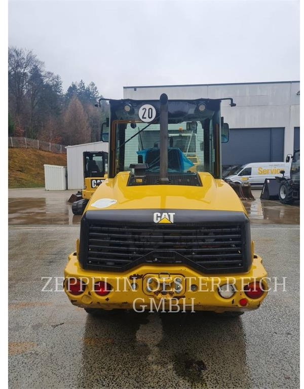 CAT 906M - Kolesový nakladač: obrázok 4 CAT 906M - Kolesový nakladač: obrázok 4