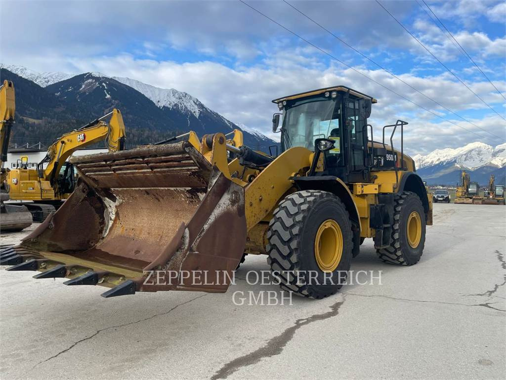 Kolesový nakladač CAT 950M: obrázok 1