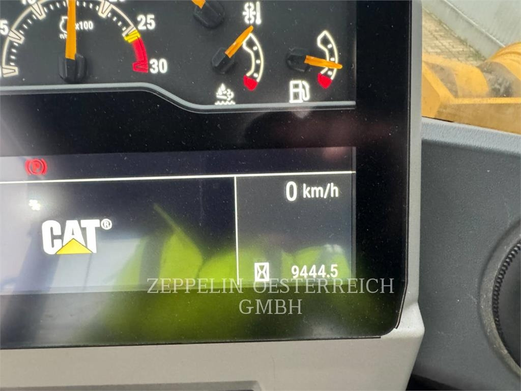 CAT 966-14 - Kolesový nakladač: obrázok 5 CAT 966-14 - Kolesový nakladač: obrázok 5