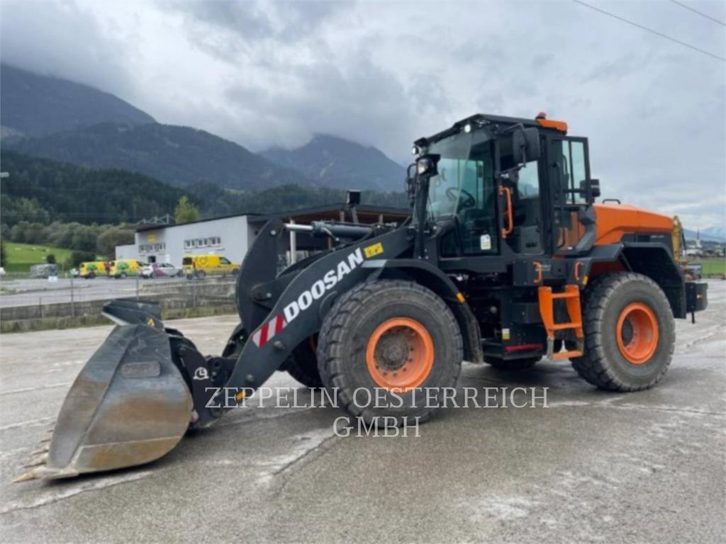 Doosan DL250-7 - Kolesový nakladač: obrázok 1 Doosan DL250-7 - Kolesový nakladač: obrázok 1
