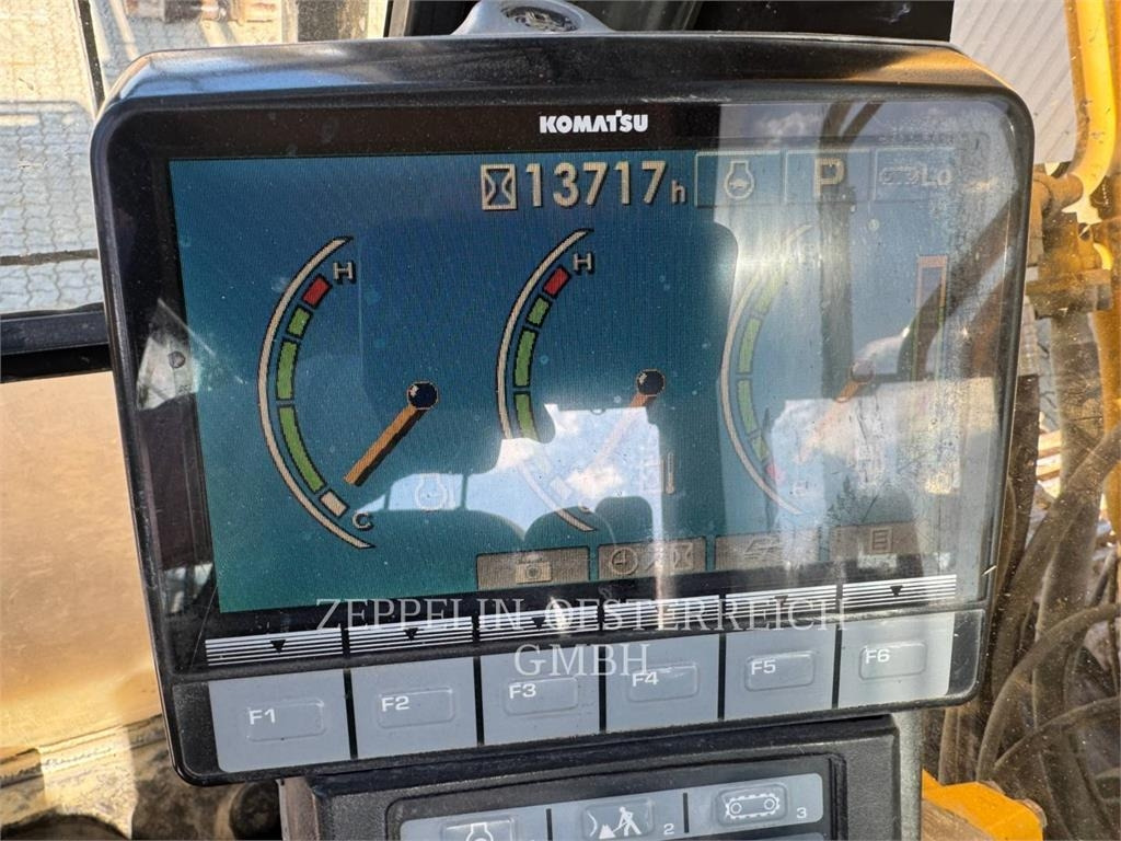 Komatsu PC450LC-8 - Pásové rýpadlo: obrázok 5 Komatsu PC450LC-8 - Pásové rýpadlo: obrázok 5