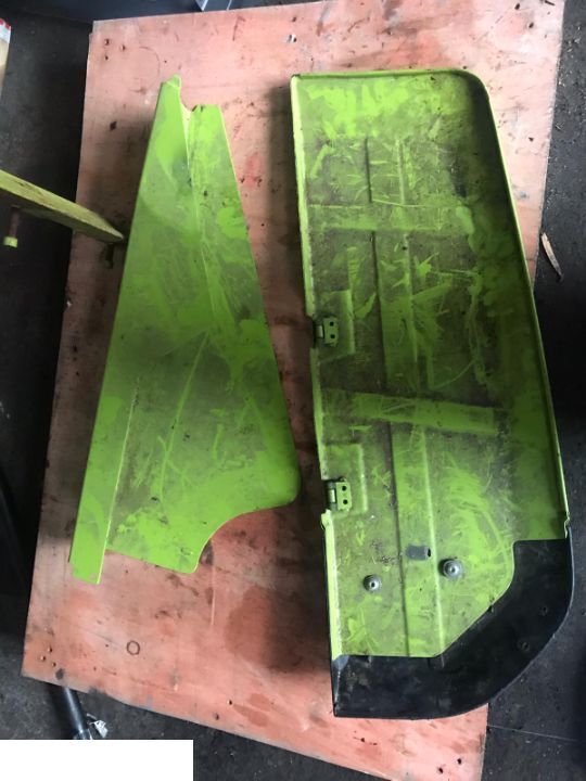 Boczek Maski - Claas Axion - Kapota pre Poľnohospodárske stroje: obrázok 2 Boczek Maski - Claas Axion - Kapota pre Poľnohospodárske stroje: obrázok 2