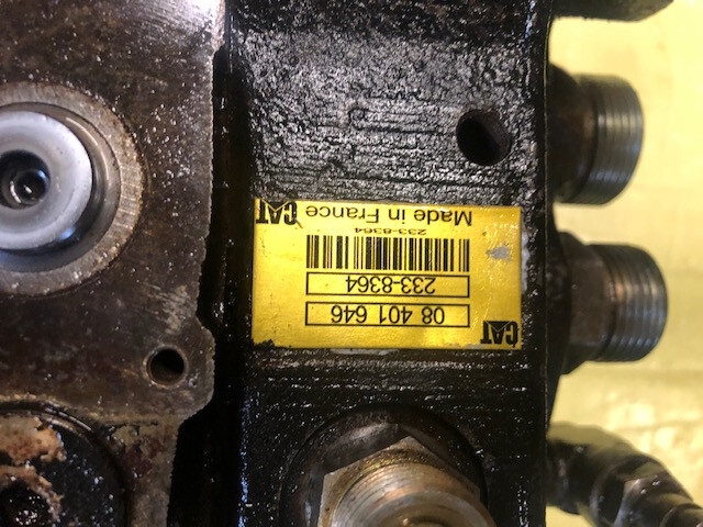 CAT TH 355 / TH 330 / TH 360 , TH 337 rozdzielacz hydrauliczny - Hydraulický ventil pre Poľnohospodárske stroje: obrázok 4 CAT TH 355 / TH 330 / TH 360 , TH 337 rozdzielacz hydrauliczny - Hydraulický ventil pre Poľnohospodárske stroje: obrázok 4