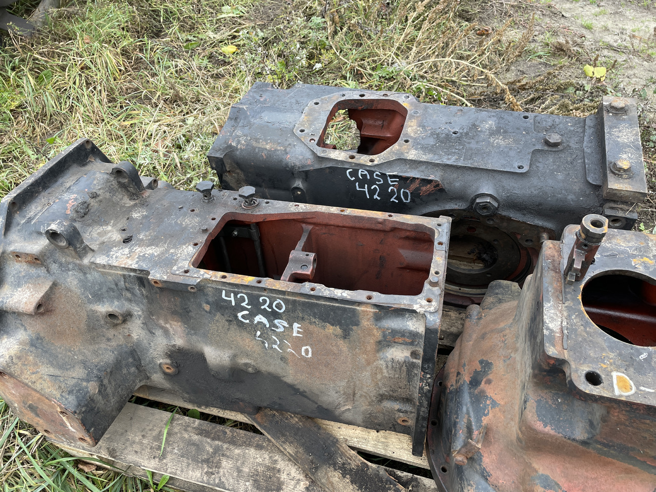 Case 585 595 685 695 785 985 - obudowa sprzęgła 94294C93 - Prítlačný tanier pre Poľnohospodárske stroje: obrázok 1 Case 585 595 685 695 785 985 - obudowa sprzęgła 94294C93 - Prítlačný tanier pre Poľnohospodárske stroje: obrázok 1