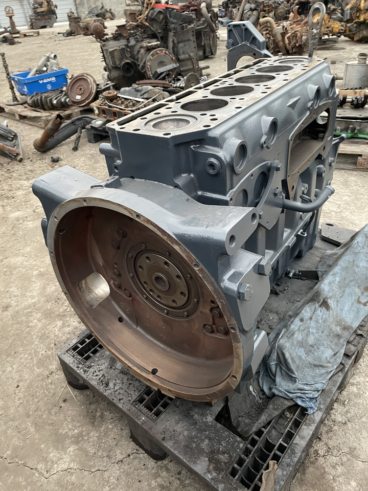 Caterpillar Cat C9 - blok silnika 325-3914 325-3915 - Blok valcov pre Poľnohospodárske stroje: obrázok 3 Caterpillar Cat C9 - blok silnika 325-3914 325-3915 - Blok valcov pre Poľnohospodárske stroje: obrázok 3