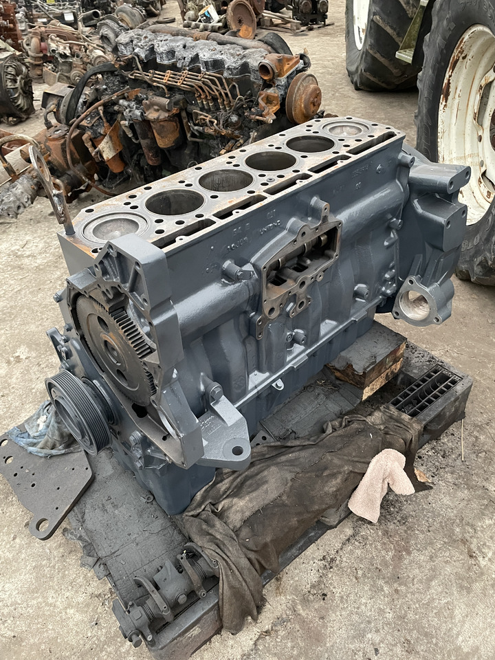 Caterpillar Cat C9 - blok silnika 325-3914 325-3915 - Blok valcov pre Poľnohospodárske stroje: obrázok 1 Caterpillar Cat C9 - blok silnika 325-3914 325-3915 - Blok valcov pre Poľnohospodárske stroje: obrázok 1