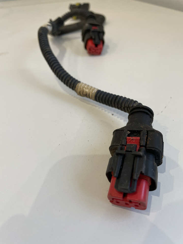 Claas Arion 550-520 650-620 - kabel wiązka elektryczna 0021523032 - Kábel/ Káblový zväzok pre Traktor: obrázok 3 Claas Arion 550-520 650-620 - kabel wiązka elektryczna 0021523032 - Kábel/ Káblový zväzok pre Traktor: obrázok 3