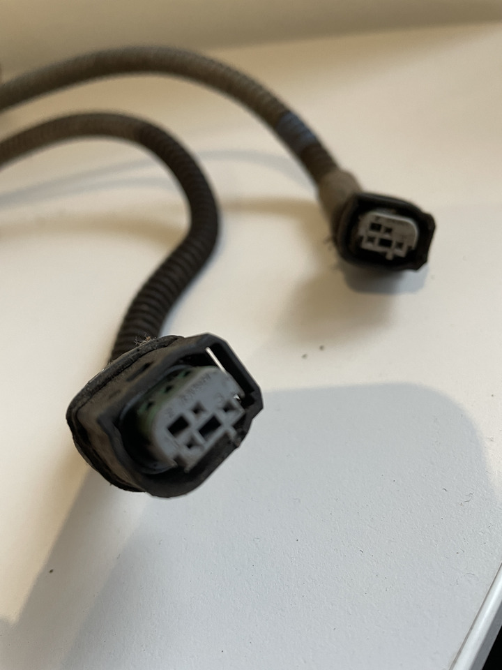 Claas Arion 550-520 650-620 - kabel wiązka elektryczna 0021581051 - Kábel/ Káblový zväzok pre Traktor: obrázok 3 Claas Arion 550-520 650-620 - kabel wiązka elektryczna 0021581051 - Kábel/ Káblový zväzok pre Traktor: obrázok 3