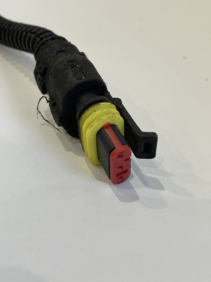 Claas Arion 550-520 650-620 - kabel wiązka elektryczna 0021581981 0021581982 - Kábel/ Káblový zväzok pre Traktor: obrázok 3 Claas Arion 550-520 650-620 - kabel wiązka elektryczna 0021581981 0021581982 - Kábel/ Káblový zväzok pre Traktor: obrázok 3