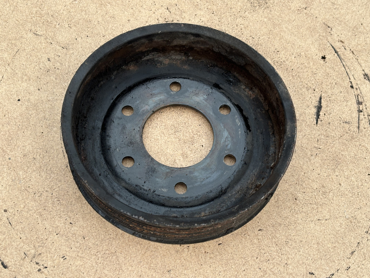 Claas LEXION 780 Koło Pasowe Silnika 9 pasków - Remeň pre Obilný kombajn: obrázok 3 Claas LEXION 780 Koło Pasowe Silnika 9 pasków - Remeň pre Obilný kombajn: obrázok 3