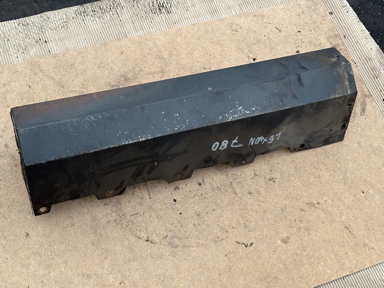 Claas Lexion 780 Izolacja Silnika Pokrywa Maska Obudowa 00 0781 211 0 0007812110 - Ložiska motoru pre Obilný kombajn: obrázok 1 Claas Lexion 780 Izolacja Silnika Pokrywa Maska Obudowa 00 0781 211 0 0007812110 - Ložiska motoru pre Obilný kombajn: obrázok 1