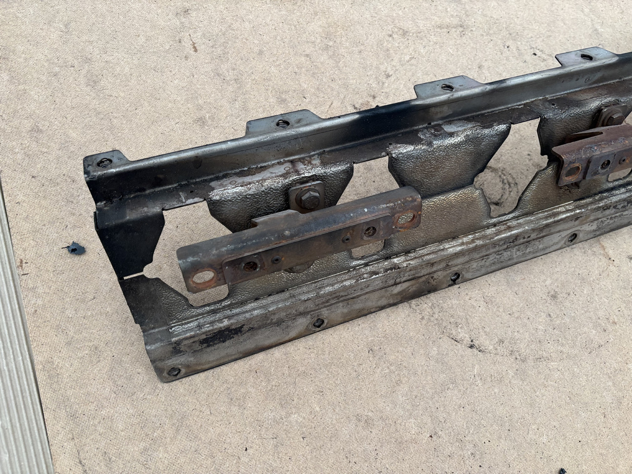 Claas Lexion 780 Izolacja Silnika Pokrywa Maska Obudowa Tylna 00 0781 205 0 0007812050 - Kapota pre Obilný kombajn: obrázok 4 Claas Lexion 780 Izolacja Silnika Pokrywa Maska Obudowa Tylna 00 0781 205 0 0007812050 - Kapota pre Obilný kombajn: obrázok 4