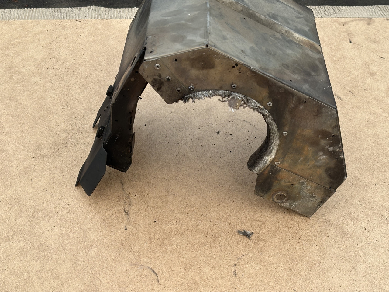 Claas Lexion 780 Osłona Obudowa Maska 00 0781 219 0 00 0781 226 0 0007812190 0007812260 - Kapota pre Obilný kombajn: obrázok 2 Claas Lexion 780 Osłona Obudowa Maska 00 0781 219 0 00 0781 226 0 0007812190 0007812260 - Kapota pre Obilný kombajn: obrázok 2