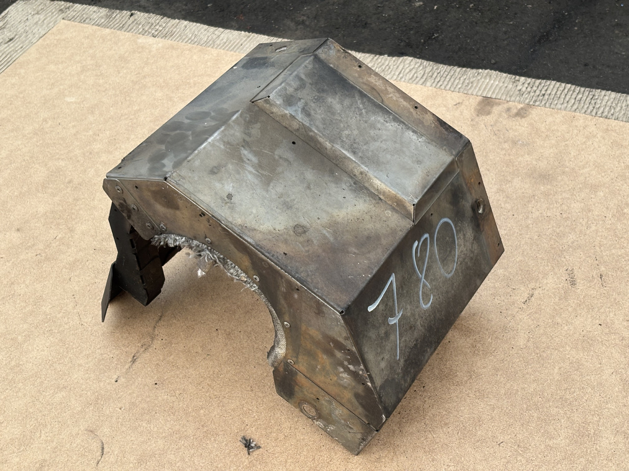 Claas Lexion 780 Osłona Obudowa Maska 00 0781 219 0 00 0781 226 0 0007812190 0007812260 - Kapota pre Obilný kombajn: obrázok 1 Claas Lexion 780 Osłona Obudowa Maska 00 0781 219 0 00 0781 226 0 0007812190 0007812260 - Kapota pre Obilný kombajn: obrázok 1