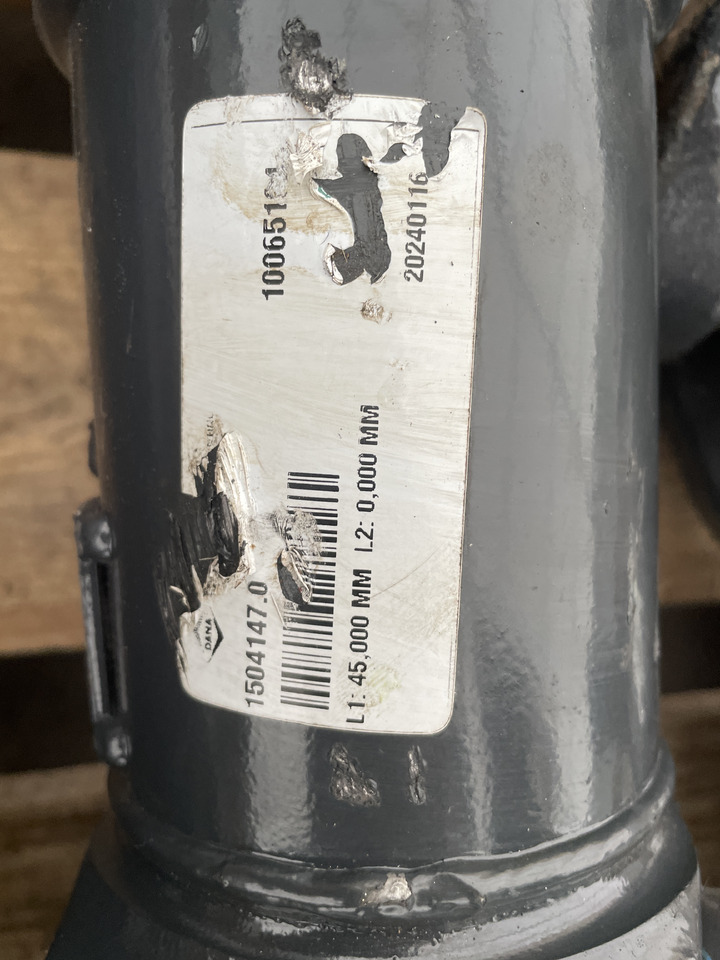 Claas Xerion 4000-5000 - wał wałek przegubowy przegub 0015041470 - Kardan pre Poľnohospodárske stroje: obrázok 2 Claas Xerion 4000-5000 - wał wałek przegubowy przegub 0015041470 - Kardan pre Poľnohospodárske stroje: obrázok 2