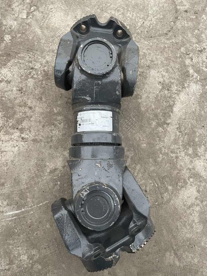 Claas Xerion 4000-5000 - wał wałek przegubowy przegub 0015041530 - Kardan pre Poľnohospodárske stroje: obrázok 1 Claas Xerion 4000-5000 - wał wałek przegubowy przegub 0015041530 - Kardan pre Poľnohospodárske stroje: obrázok 1