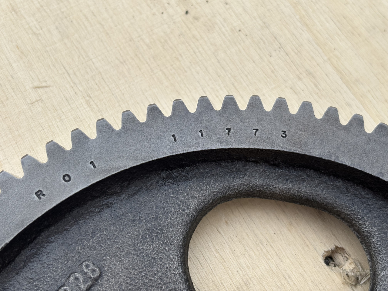 Cummins 8.3 6CT 6CTA 6CTAA Koło zębate wałka rozrządu 3918777 3907677 3917328 3901967 ORYGINAŁ - Vačkový hriadeľ pre Poľnohospodárske stroje: obrázok 4 Cummins 8.3 6CT 6CTA 6CTAA Koło zębate wałka rozrządu 3918777 3907677 3917328 3901967 ORYGINAŁ - Vačkový hriadeľ pre Poľnohospodárske stroje: obrázok 4