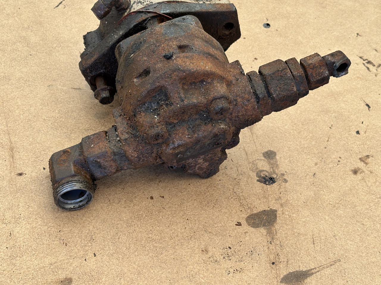 Cummins 8.3 6CT 6CTA 6CTAA Pompa hydrauliczna rozrząd - Hydraulické čerpadlo pre Poľnohospodárske stroje: obrázok 3 Cummins 8.3 6CT 6CTA 6CTAA Pompa hydrauliczna rozrząd - Hydraulické čerpadlo pre Poľnohospodárske stroje: obrázok 3