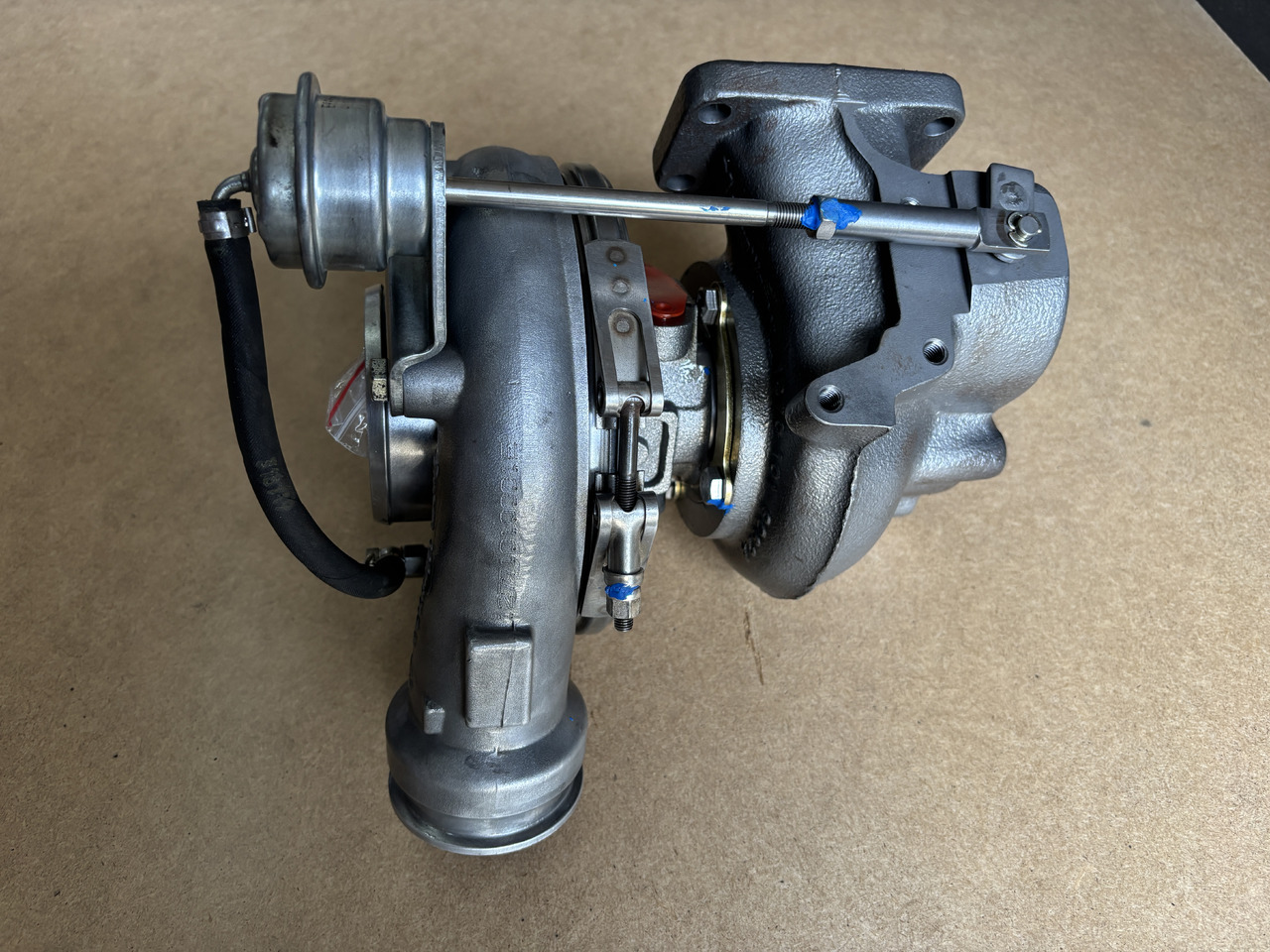 Deutz TCD7.1 - turbosprężarka 04903626 12709700013 - Turbodúchadlo: obrázok 1 Deutz TCD7.1 - turbosprężarka 04903626 12709700013 - Turbodúchadlo: obrázok 1