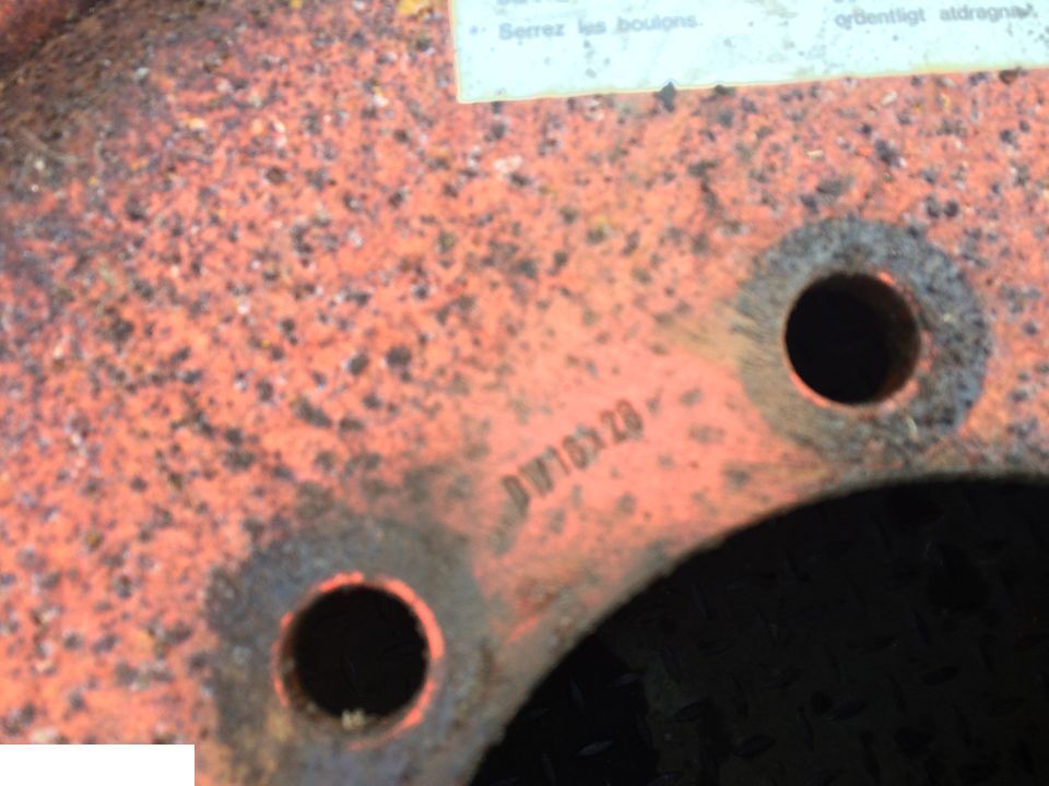 Felga Claas Dominator 16x28 OPONA GOODYEAR GRATIS! - Kompletné koleso pre Poľnohospodárske stroje: obrázok 2 Felga Claas Dominator 16x28 OPONA GOODYEAR GRATIS! - Kompletné koleso pre Poľnohospodárske stroje: obrázok 2