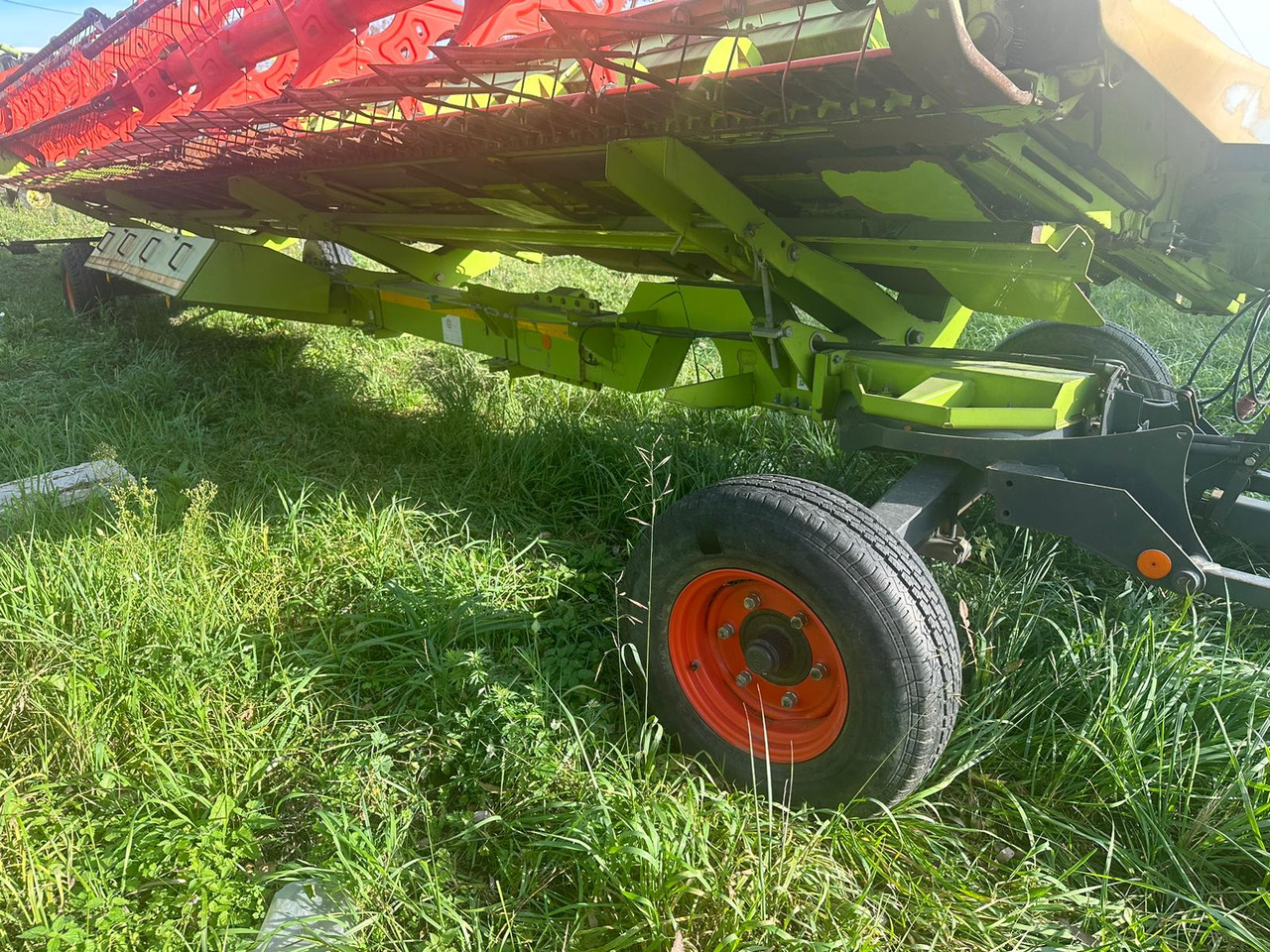 Leasing  HEDER ZBOŻOWY CLAAS VARIO 1200 z 2013 roku HEDER ZBOŻOWY CLAAS VARIO 1200 z 2013 roku: obrázok 9