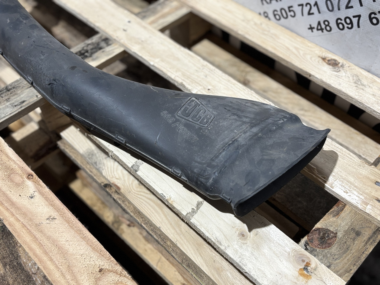 JCB 332/F0077 Kanał Rura Wlotowa - Hadica sania pre Stavebné stroje: obrázok 3 JCB 332/F0077 Kanał Rura Wlotowa - Hadica sania pre Stavebné stroje: obrázok 3