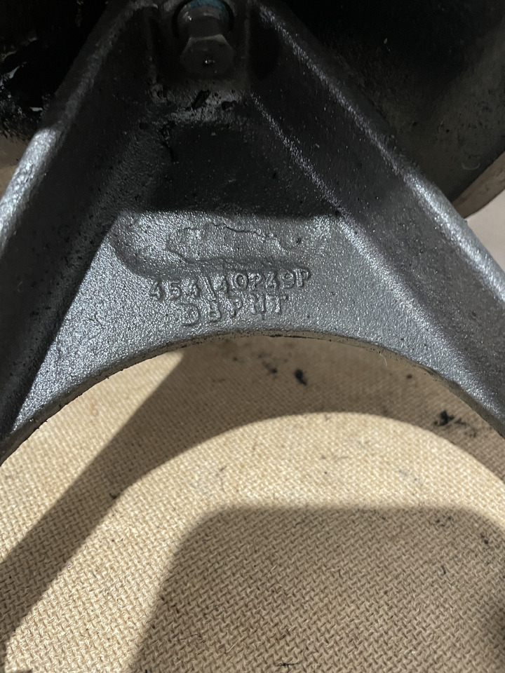 JCB Fastrac - napęd wałek wybieraka skrzyni biegów 454/40250 - Prevodovka a diely pre Stavebné stroje: obrázok 3 JCB Fastrac - napęd wałek wybieraka skrzyni biegów 454/40250 - Prevodovka a diely pre Stavebné stroje: obrázok 3