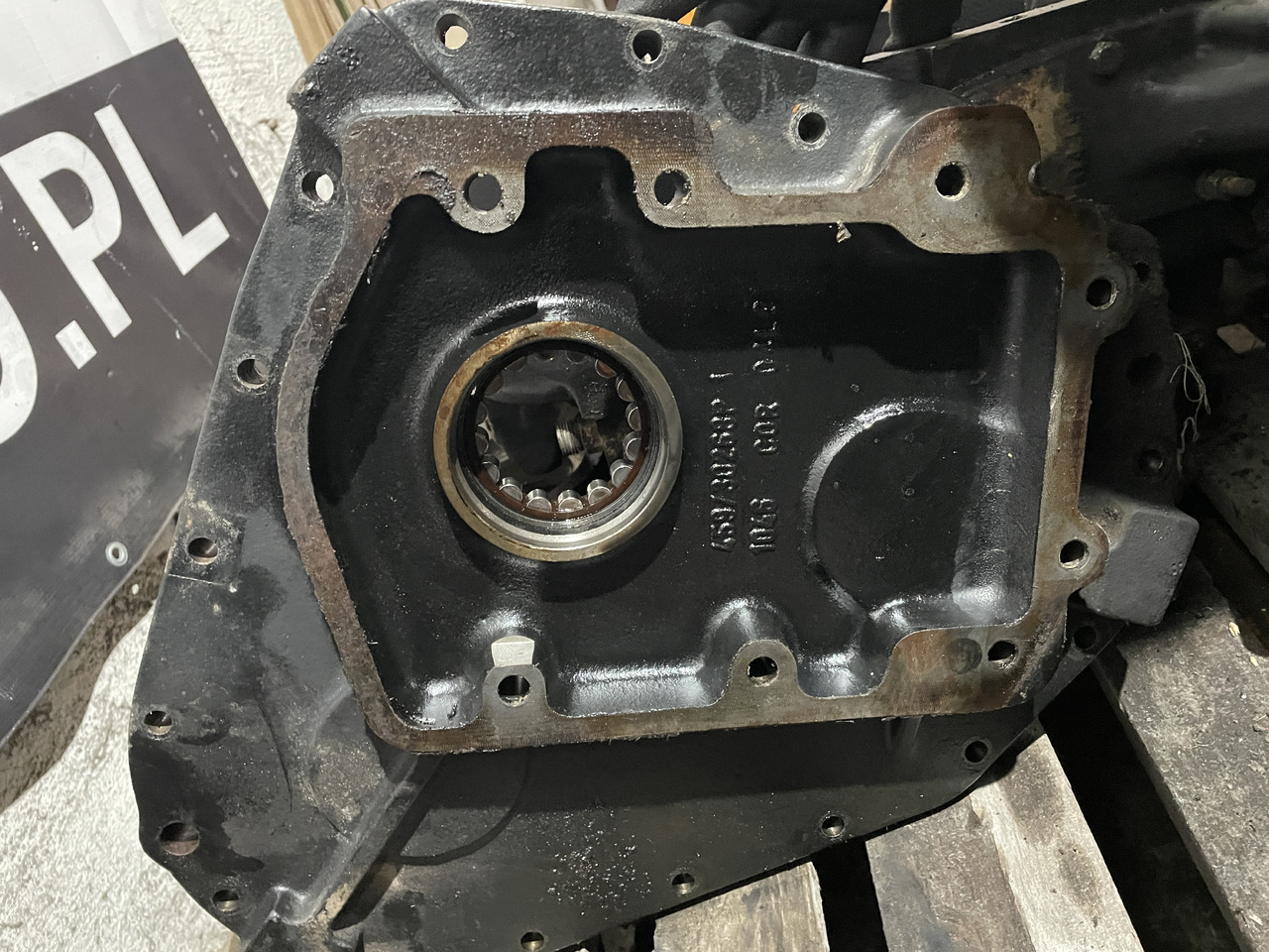 JCB Fastrac - osłona rozdzielacza 459/30268 - Prevodovka a diely pre Stavebné stroje: obrázok 1 JCB Fastrac - osłona rozdzielacza 459/30268 - Prevodovka a diely pre Stavebné stroje: obrázok 1