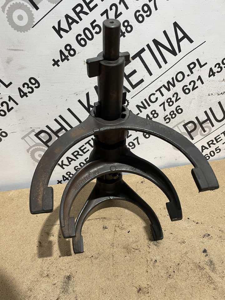 JCB Fastrac - wałek widełki wybieraka skrzyni biegów - Prevodovka a diely pre Stavebné stroje: obrázok 2 JCB Fastrac - wałek widełki wybieraka skrzyni biegów - Prevodovka a diely pre Stavebné stroje: obrázok 2