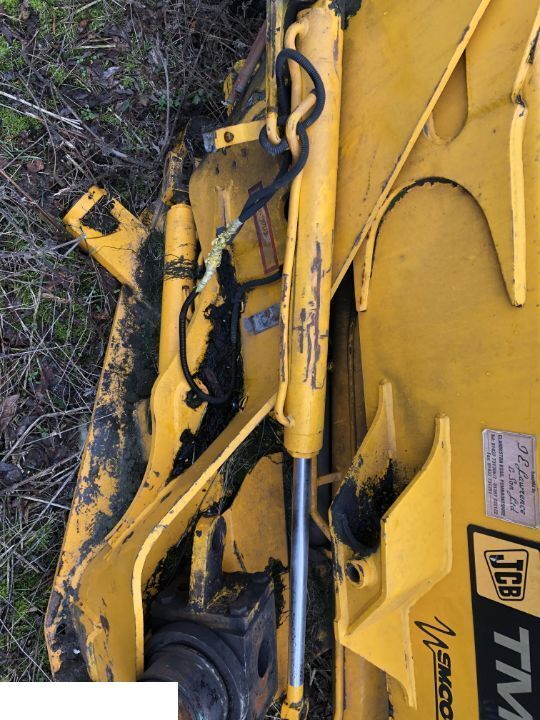 JCB TM 300 Siłownik Podnoszenia Ramienia Wysuwu Ramienia Siłownik Skrętu Ramię - Hydraulický valec pre Teleskopický nakladač: obrázok 2 JCB TM 300 Siłownik Podnoszenia Ramienia Wysuwu Ramienia Siłownik Skrętu Ramię - Hydraulický valec pre Teleskopický nakladač: obrázok 2