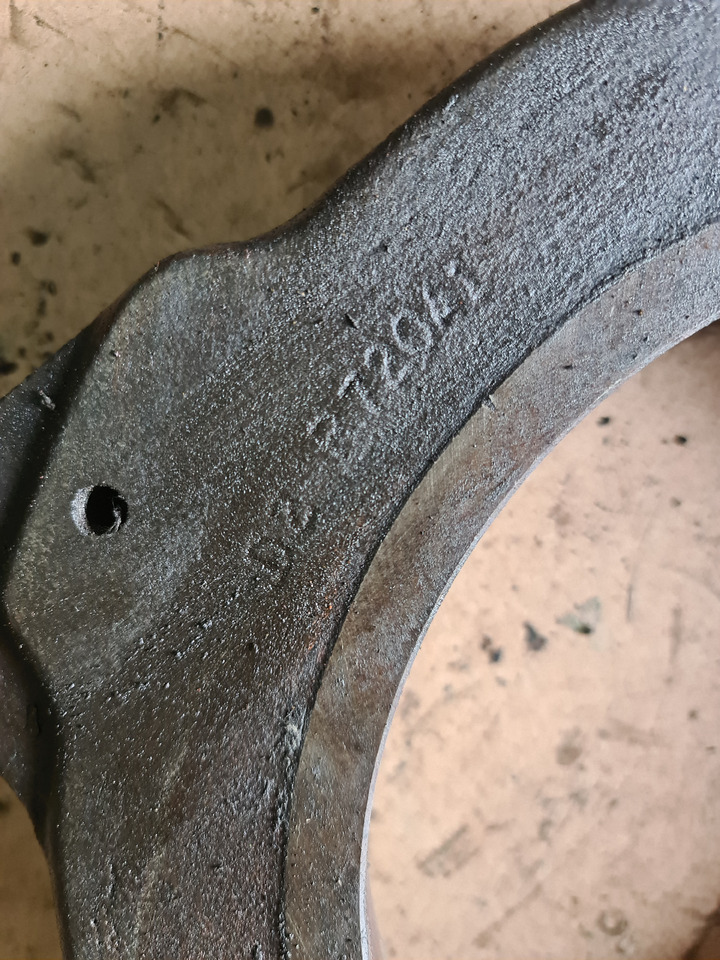 John Deere 4650 4850 Obudowa Hamulca Tłoka Hamulcowego R72041 R72042 - Diely bŕzd pre Poľnohospodárske stroje: obrázok 2 John Deere 4650 4850 Obudowa Hamulca Tłoka Hamulcowego R72041 R72042 - Diely bŕzd pre Poľnohospodárske stroje: obrázok 2