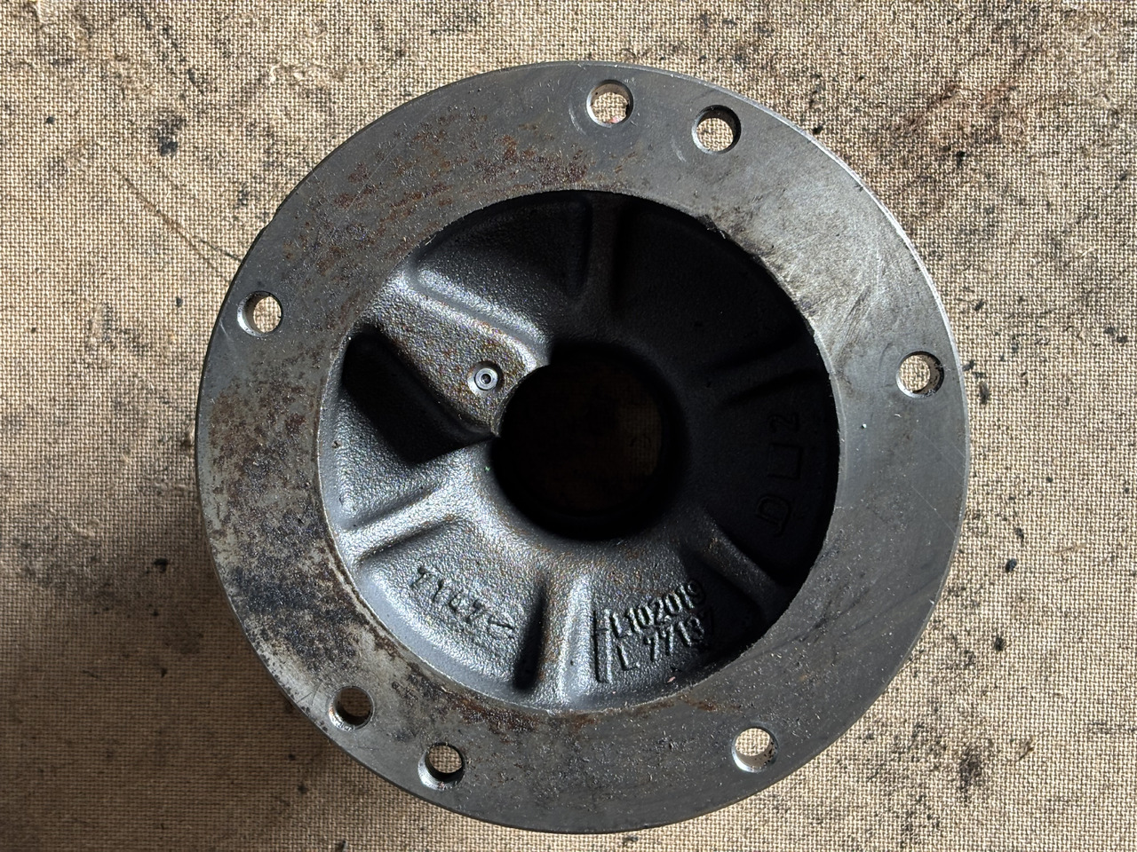 John Deere 6010 6110 6210 Pokrywa Łożyska Pierścień Łożysko L102019 AL112560 AL156506 - Ložiska motoru pre Poľnohospodárske stroje: obrázok 3 John Deere 6010 6110 6210 Pokrywa Łożyska Pierścień Łożysko L102019 AL112560 AL156506 - Ložiska motoru pre Poľnohospodárske stroje: obrázok 3