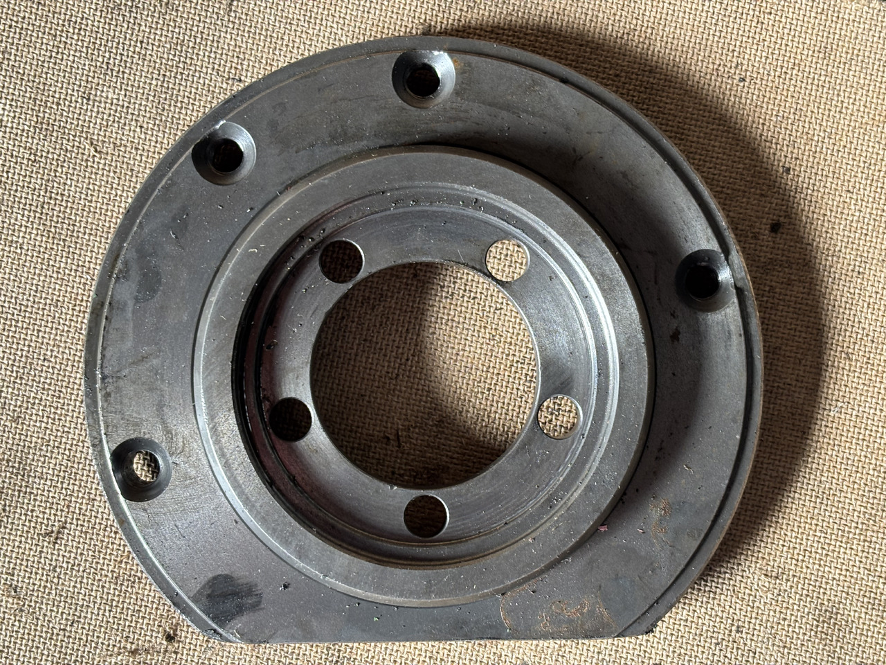 John Deere 6130 6230 6405 7220 Obudowa Łożyska L151656 - Ložiska motoru pre Poľnohospodárske stroje: obrázok 2 John Deere 6130 6230 6405 7220 Obudowa Łożyska L151656 - Ložiska motoru pre Poľnohospodárske stroje: obrázok 2