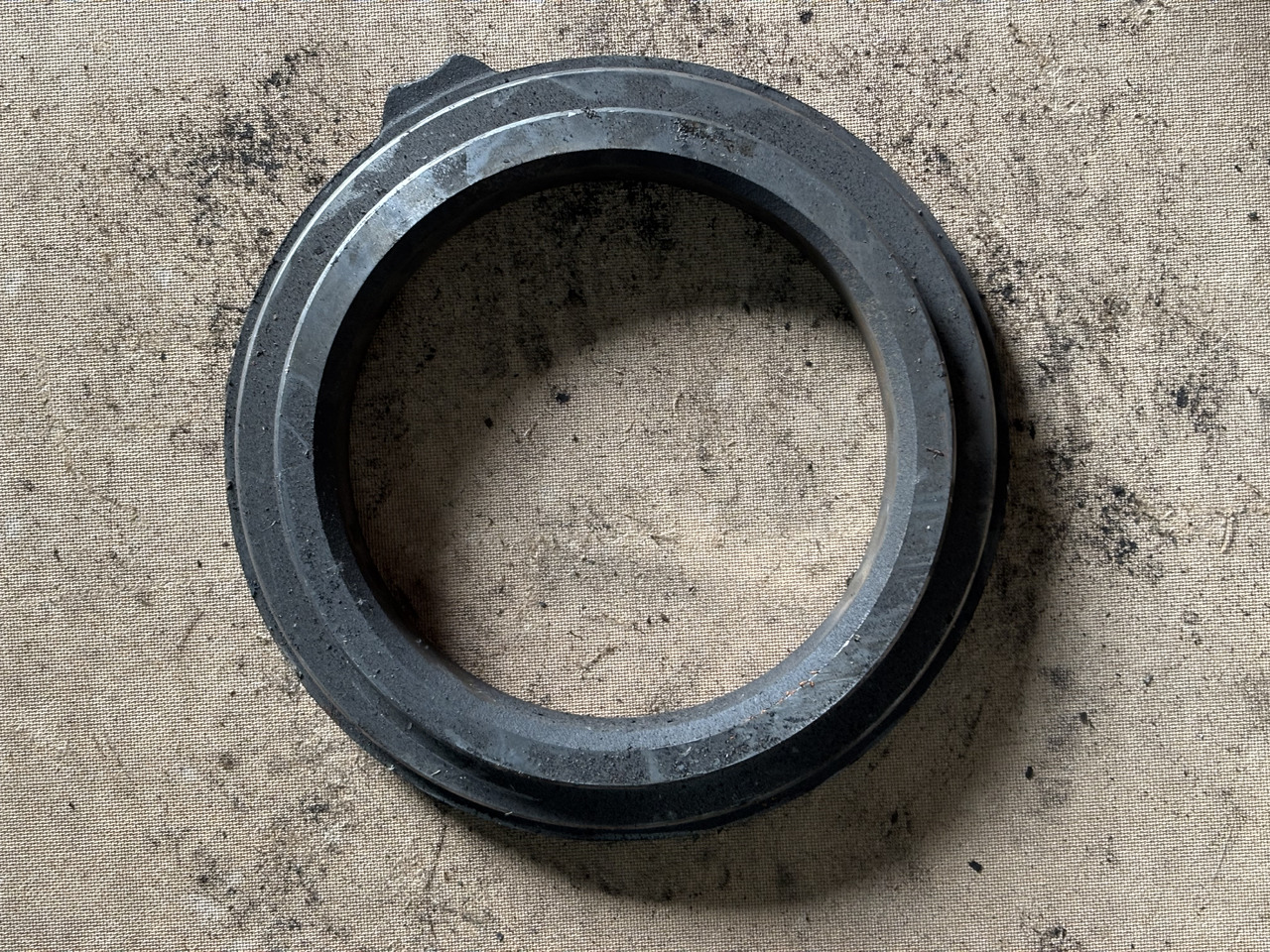 John Deere 6140 6800 6900 7420 7500 Docisk Hamulca Płytka R125127 - Diely bŕzd pre Poľnohospodárske stroje: obrázok 3 John Deere 6140 6800 6900 7420 7500 Docisk Hamulca Płytka R125127 - Diely bŕzd pre Poľnohospodárske stroje: obrázok 3