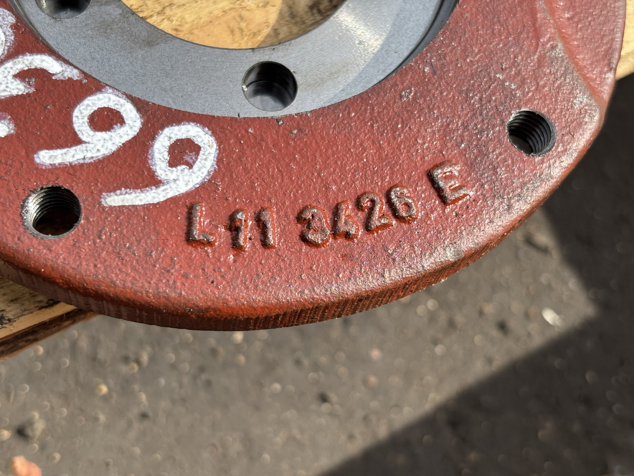 John Deere 6630 Obudowa Łożyska L113426 L215099 - Diely pásového podvozku pre Poľnohospodárske stroje: obrázok 1 John Deere 6630 Obudowa Łożyska L113426 L215099 - Diely pásového podvozku pre Poľnohospodárske stroje: obrázok 1