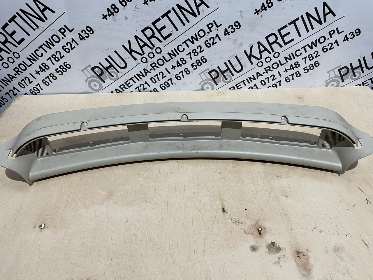 John Deere 6920S - konsola plastik wnętrza nad głową L153484 AL207534 - Palubná doska pre Poľnohospodárske stroje: obrázok 1 John Deere 6920S - konsola plastik wnętrza nad głową L153484 AL207534 - Palubná doska pre Poľnohospodárske stroje: obrázok 1