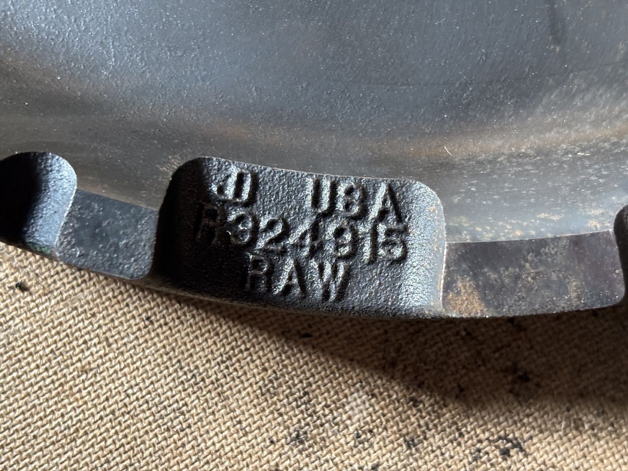 John Deere 7210 7230 7250 7R330 7R350 Docisk Hamulca Płytka R324914 - Diely bŕzd pre Poľnohospodárske stroje: obrázok 3 John Deere 7210 7230 7250 7R330 7R350 Docisk Hamulca Płytka R324914 - Diely bŕzd pre Poľnohospodárske stroje: obrázok 3