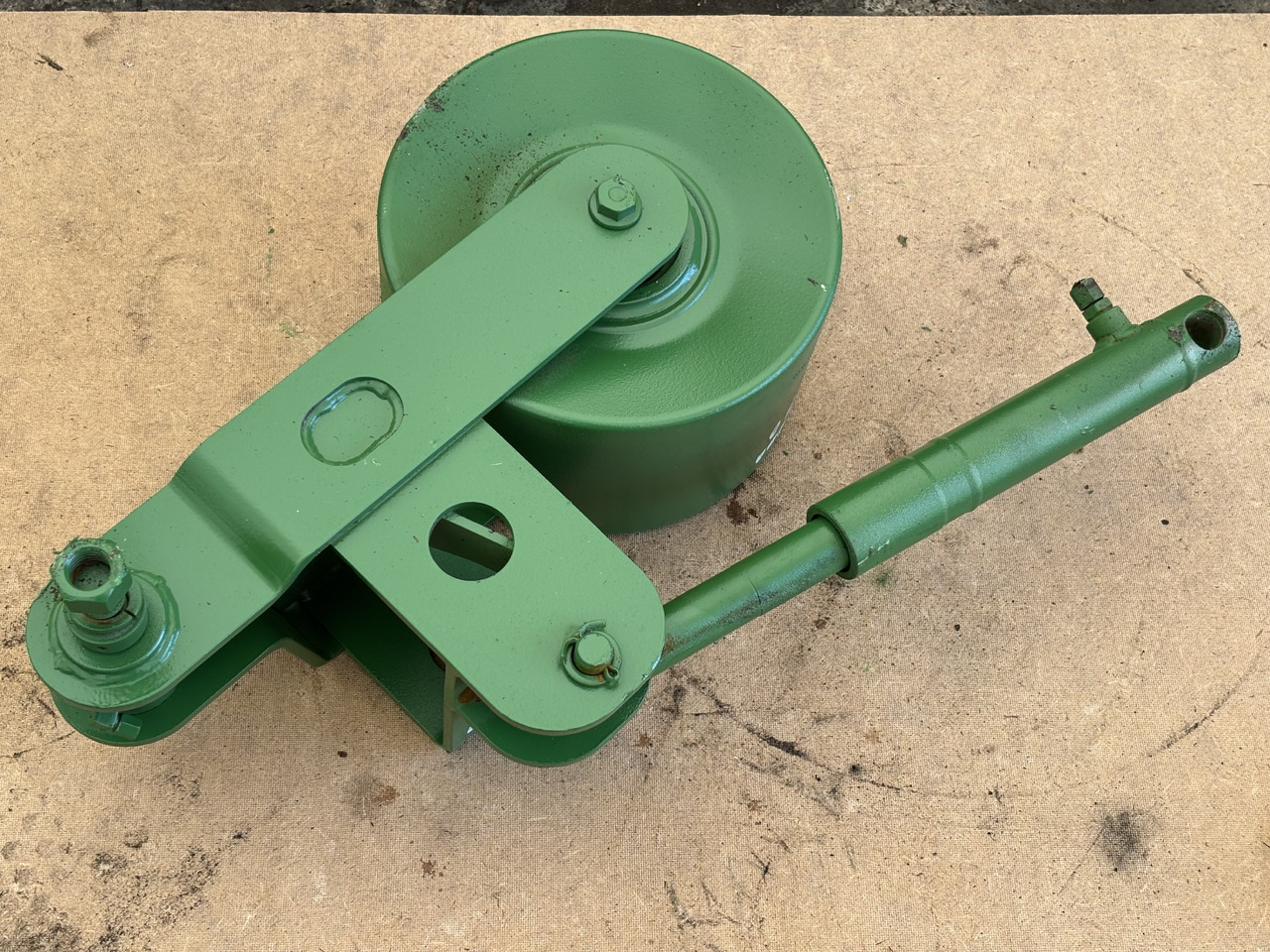 John Deere 8600 Siłownik hydrauliczny napinacz rolka AXE26918 - Hydraulický valec pre Poľnohospodárske stroje: obrázok 1 John Deere 8600 Siłownik hydrauliczny napinacz rolka AXE26918 - Hydraulický valec pre Poľnohospodárske stroje: obrázok 1