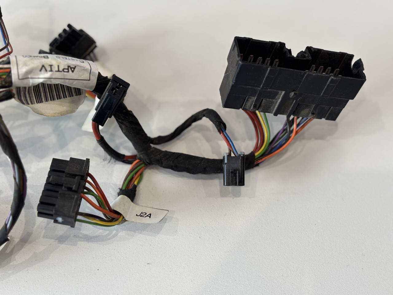 John Deere Wiązka Elektronika Kabli Podłokietnika NGOI MFTC AL222738 - Kábel/ Káblový zväzok pre Poľnohospodárske stroje: obrázok 2 John Deere Wiązka Elektronika Kabli Podłokietnika NGOI MFTC AL222738 - Kábel/ Káblový zväzok pre Poľnohospodárske stroje: obrázok 2