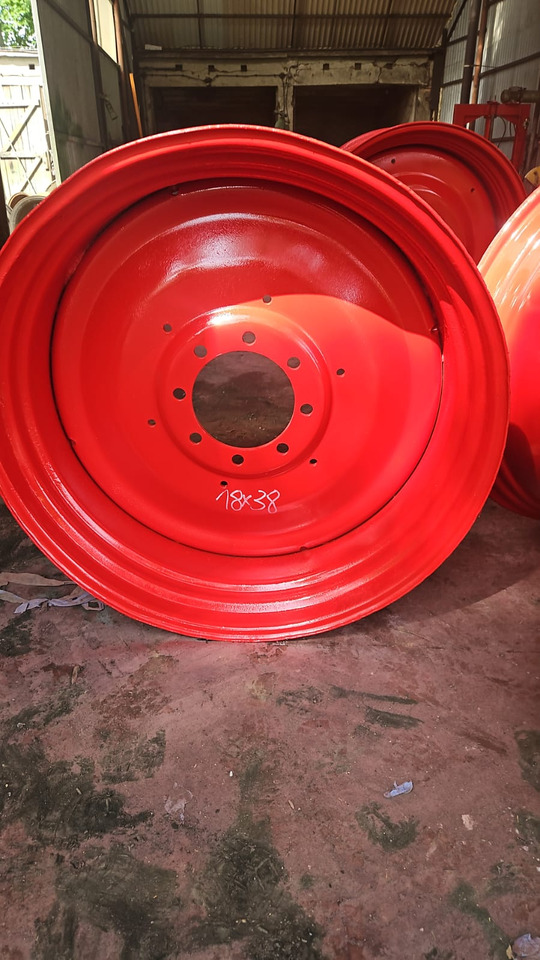Koło felga 18X38 38" - Disk pre Poľnohospodárske stroje: obrázok 1 Koło felga 18X38 38" - Disk pre Poľnohospodárske stroje: obrázok 1