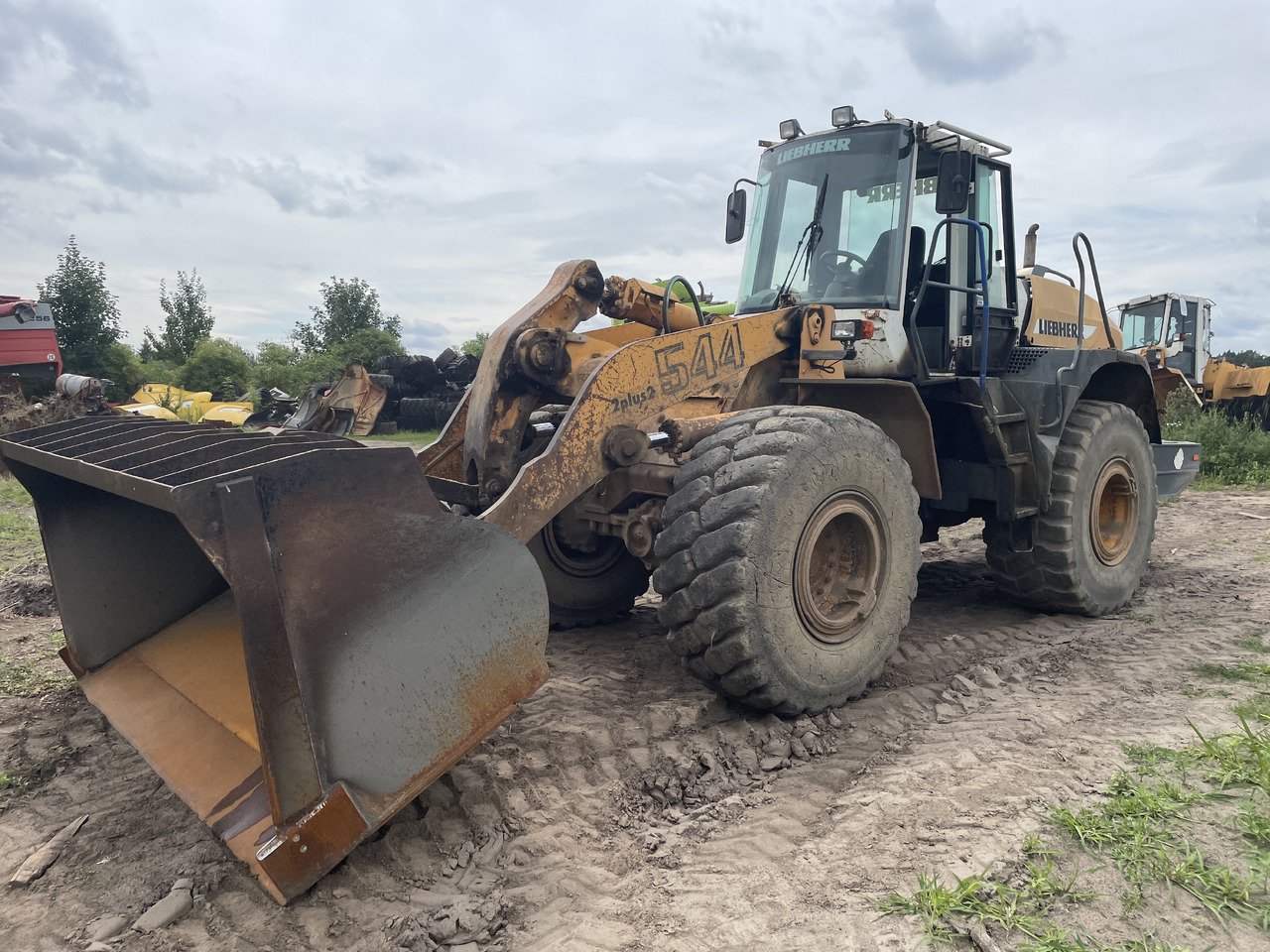 Liebherr L544 - na części - most kabina skrzynia biegów silnik - Prevodovka pre Poľnohospodárske stroje: obrázok 1 Liebherr L544 - na części - most kabina skrzynia biegów silnik - Prevodovka pre Poľnohospodárske stroje: obrázok 1