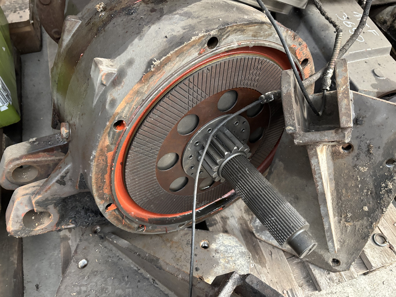 Massey Ferguson 3690 Obudowa Hamulca Tylnego Lewa 3616545M2 - Brzdové príslušenstvo pre Poľnohospodárske stroje: obrázok 2 Massey Ferguson 3690 Obudowa Hamulca Tylnego Lewa 3616545M2 - Brzdové príslušenstvo pre Poľnohospodárske stroje: obrázok 2