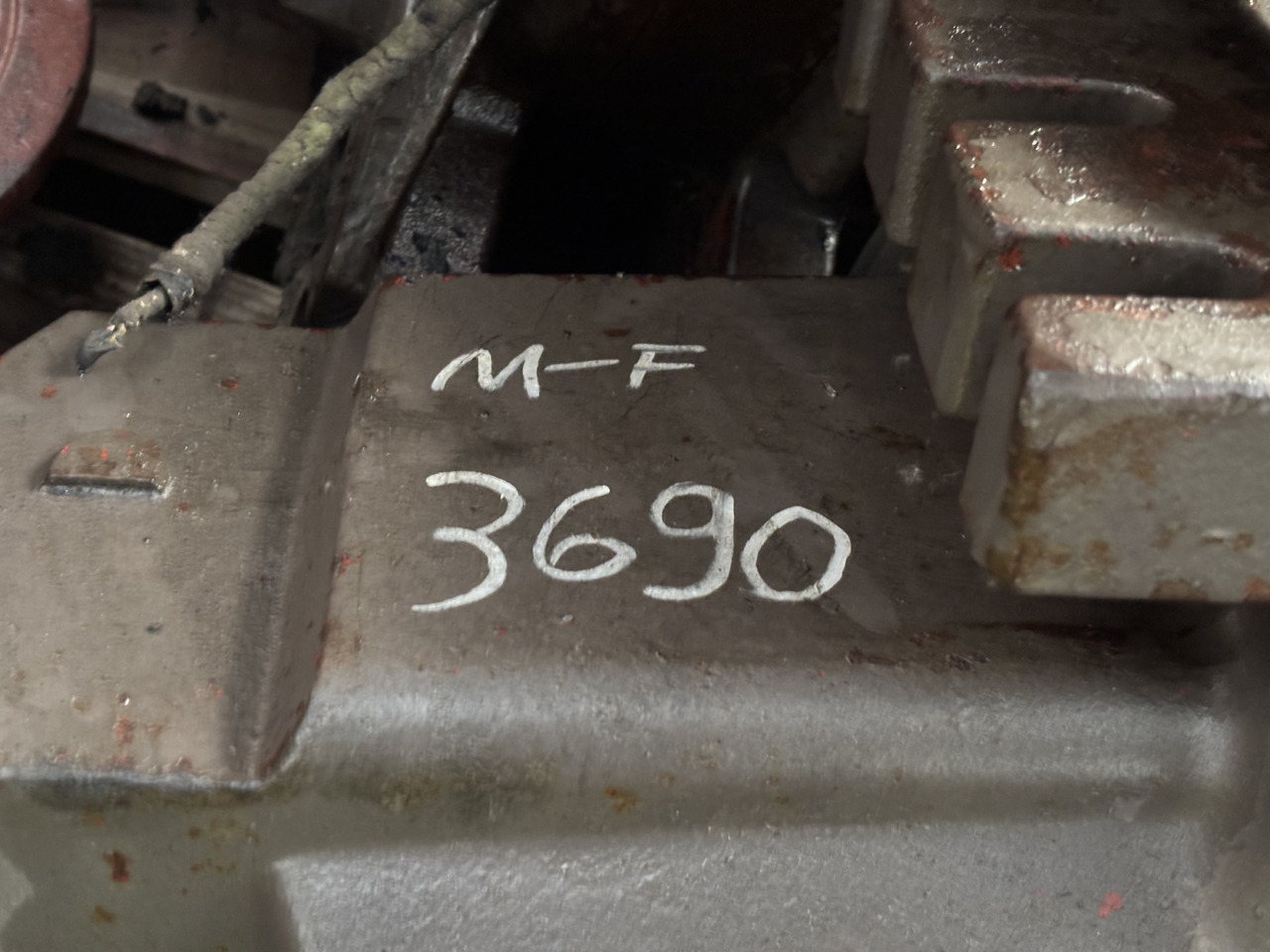 Massey Ferguson 3690 Obudowa Hamulca Tylnego Prawa 3616544M2 - Brzdové príslušenstvo pre Poľnohospodárske stroje: obrázok 3 Massey Ferguson 3690 Obudowa Hamulca Tylnego Prawa 3616544M2 - Brzdové príslušenstvo pre Poľnohospodárske stroje: obrázok 3