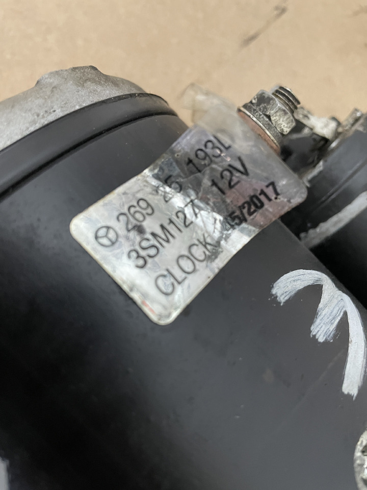 Massey Fergusson 50HX - rozrusznik 0001367040 - Štartér pre Poľnohospodárske stroje: obrázok 2 Massey Fergusson 50HX - rozrusznik 0001367040 - Štartér pre Poľnohospodárske stroje: obrázok 2