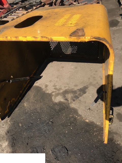 Matbro TS - Pokrywa Silnika - Kapota pre Teleskopický nakladač: obrázok 1 Matbro TS - Pokrywa Silnika - Kapota pre Teleskopický nakladač: obrázok 1